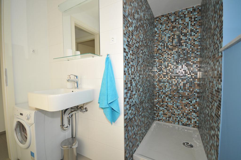 Atrium Flat In The Villa ลูบลิยานา ภายนอก รูปภาพ