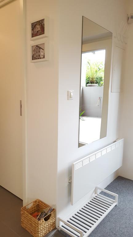 Atrium Flat In The Villa ลูบลิยานา ภายนอก รูปภาพ